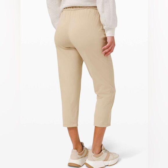 Lululemon Stretch High Rise Crop 23" Trench (First Release - Picture 4 of 11